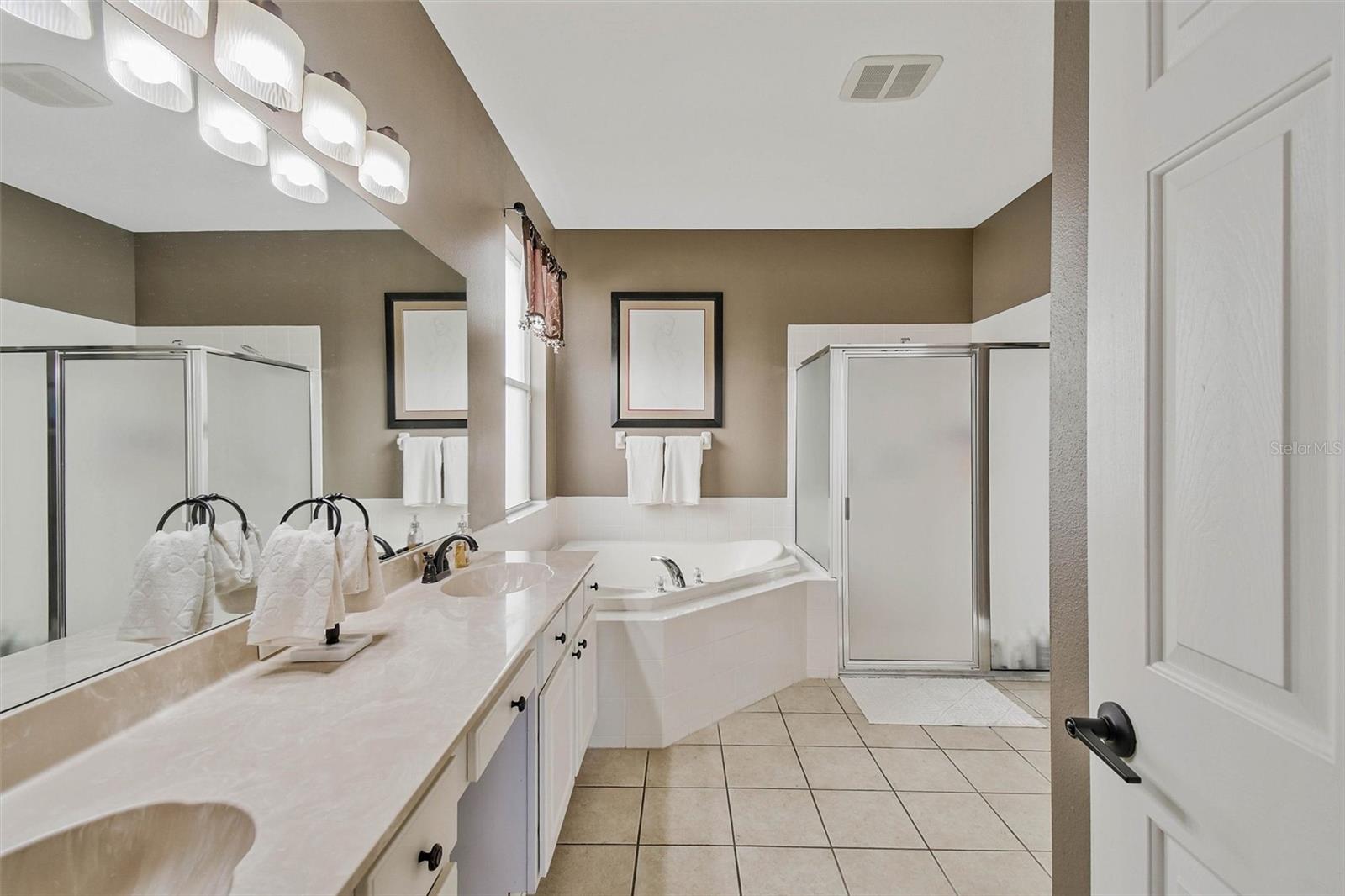 3240 DOWNAN POINT DR — photo 39