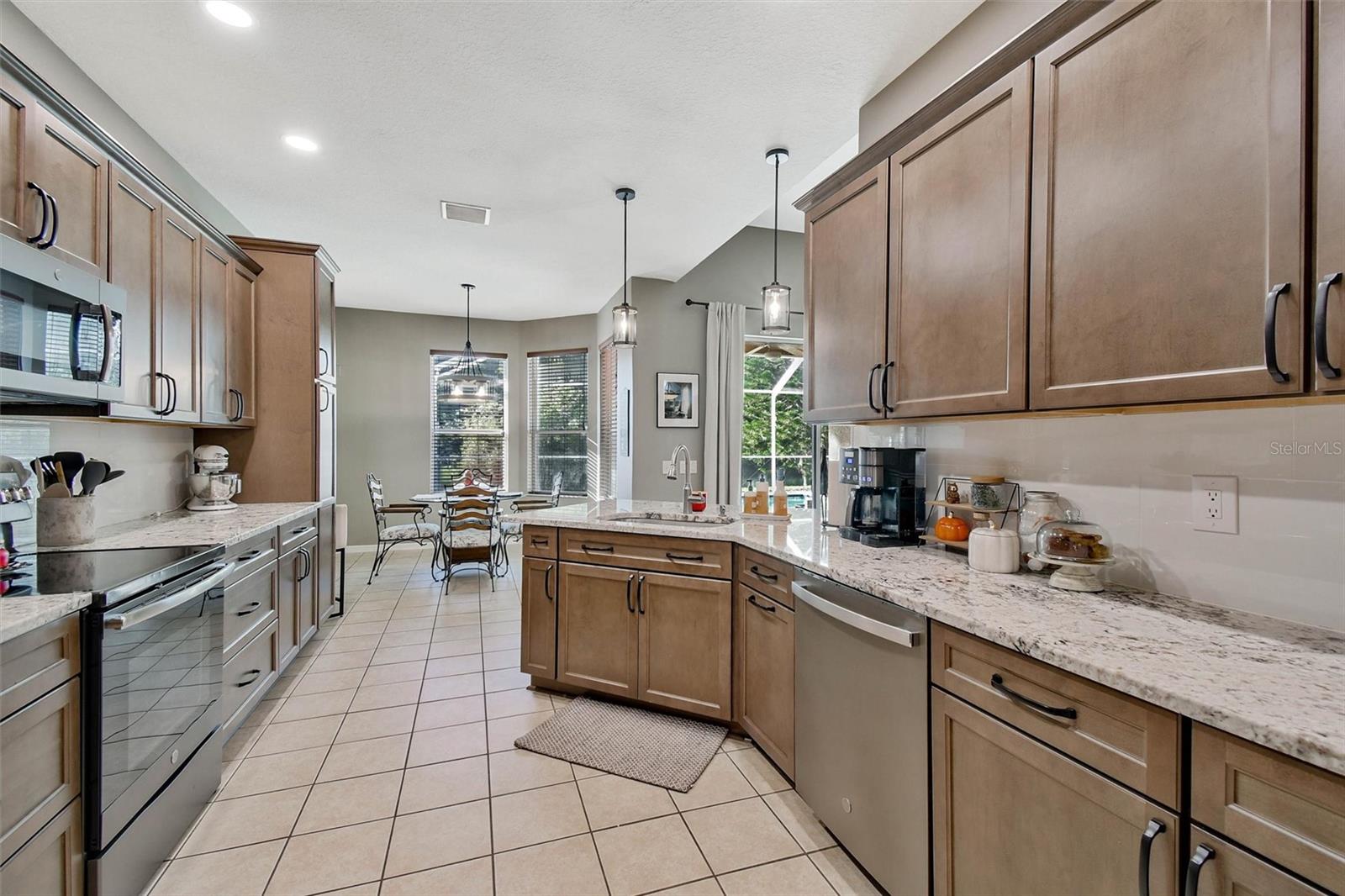 3240 DOWNAN POINT DR — photo 33