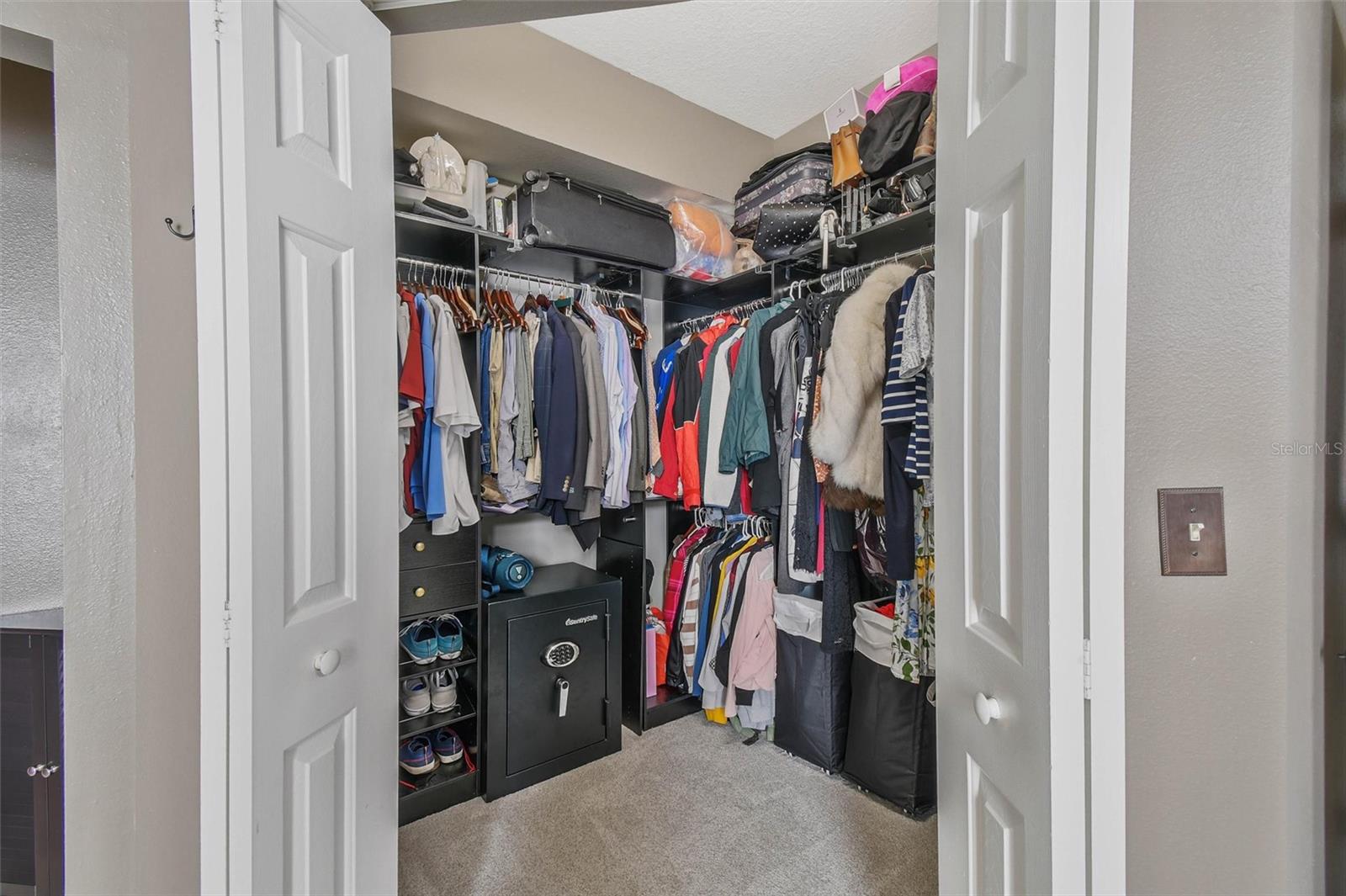 3240 DOWNAN POINT DR — photo 43