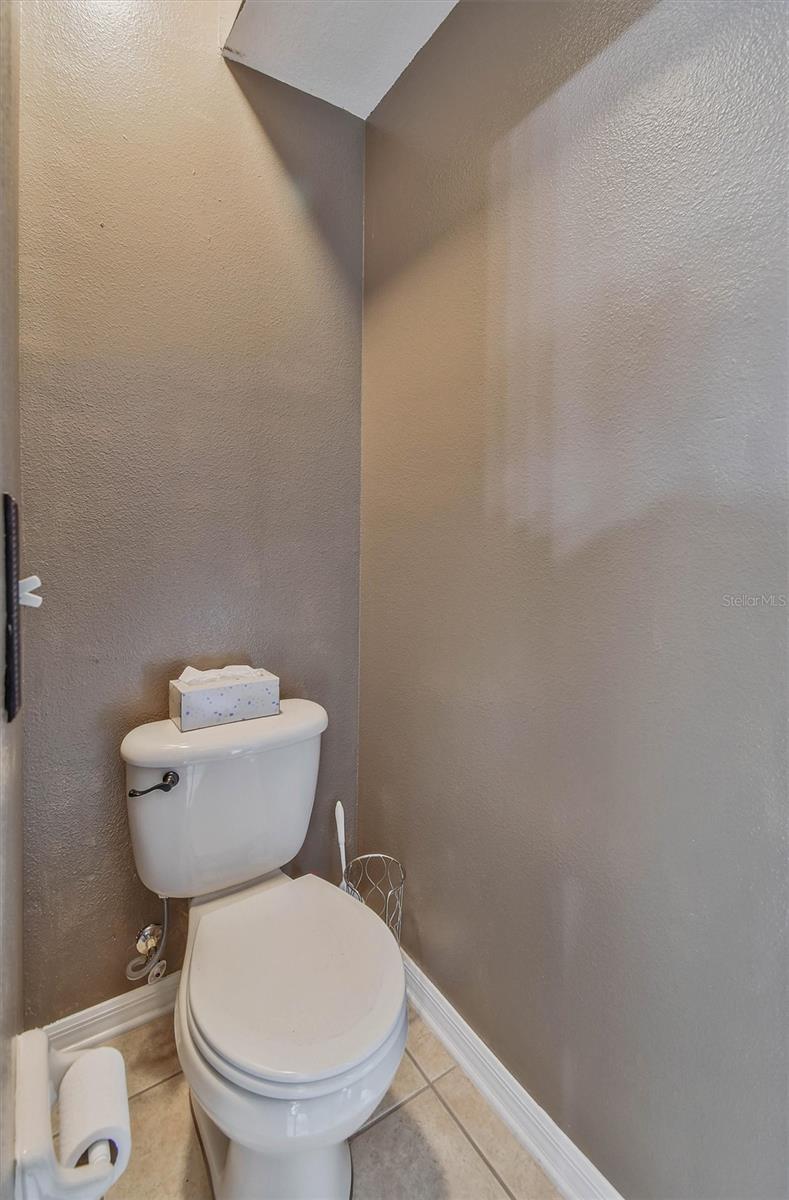 3240 DOWNAN POINT DR — photo 42