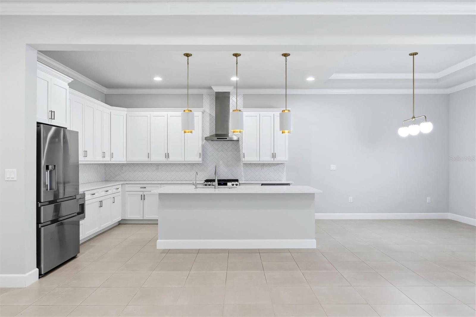 7717 SANDHILL LAKE DR — photo 15