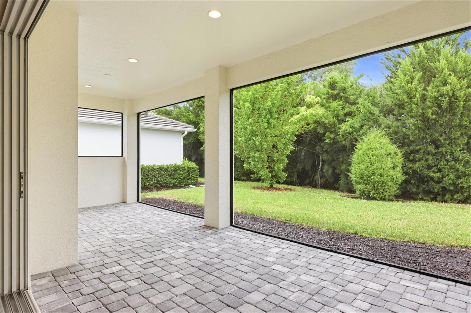 7717 SANDHILL LAKE DR — photo 36