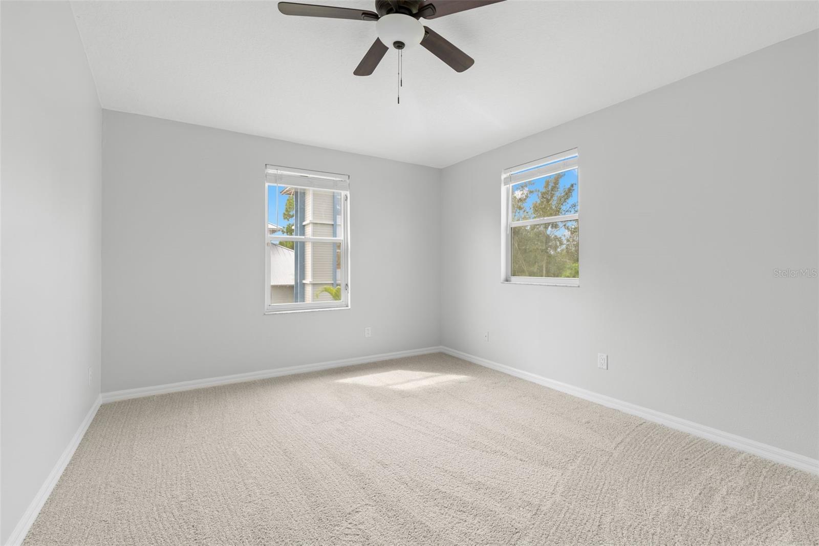 9240 SAN MARTIN BLVD NE — photo 41
