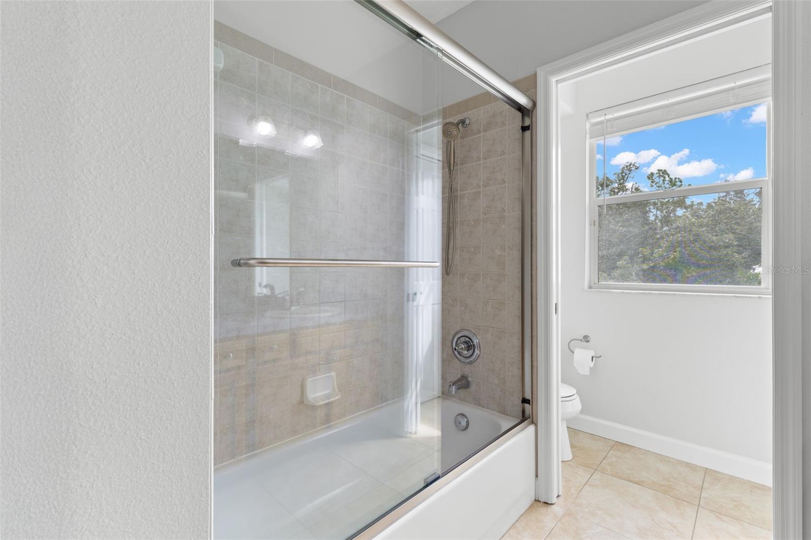 9240 SAN MARTIN BLVD NE — photo 38