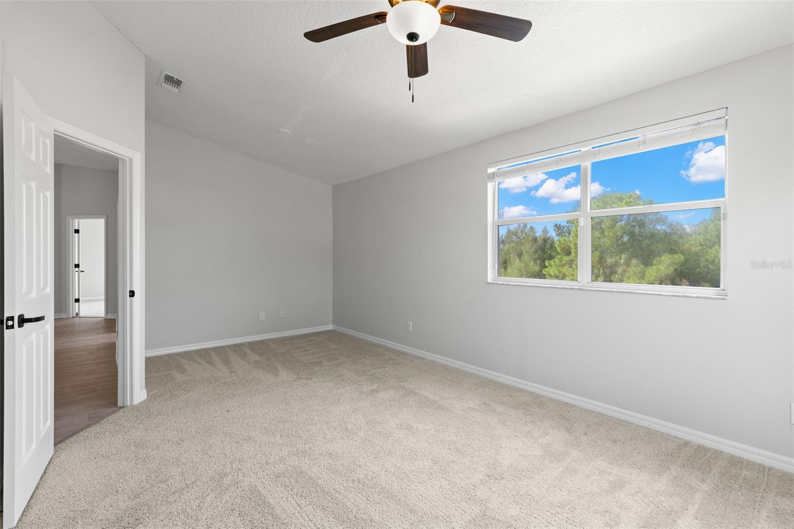 9240 SAN MARTIN BLVD NE — photo 31