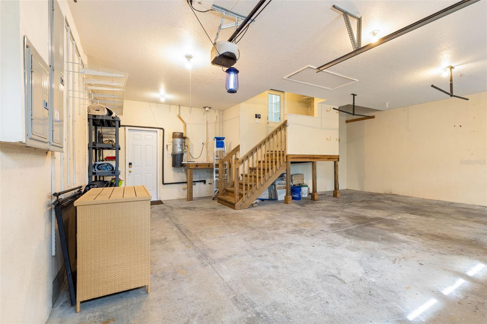 9240 SAN MARTIN BLVD NE — photo 53