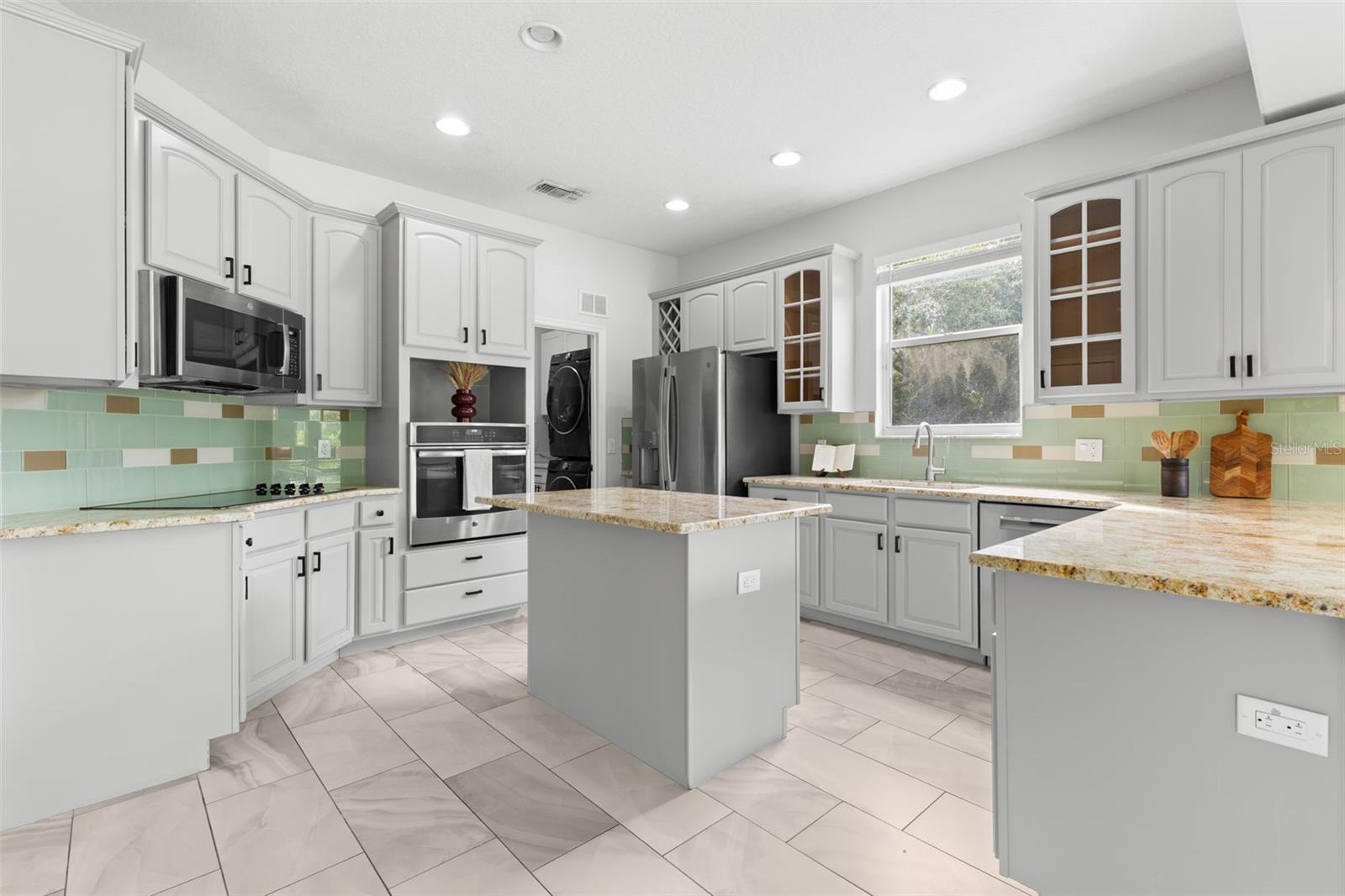 9240 SAN MARTIN BLVD NE — photo 16