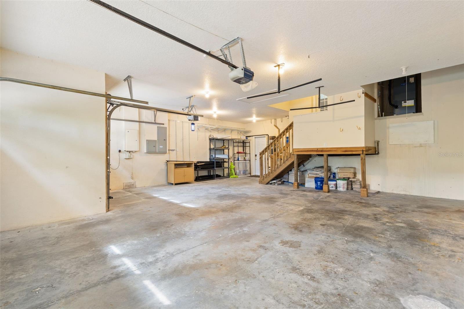 9240 SAN MARTIN BLVD NE — photo 54