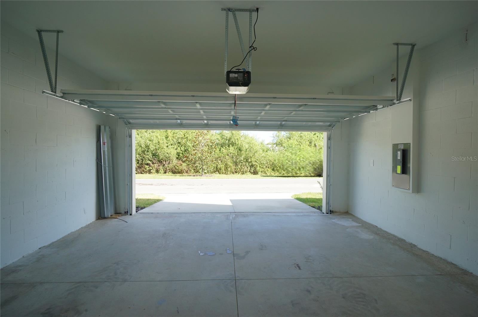 10536 SAGE CANYON DR — photo 25