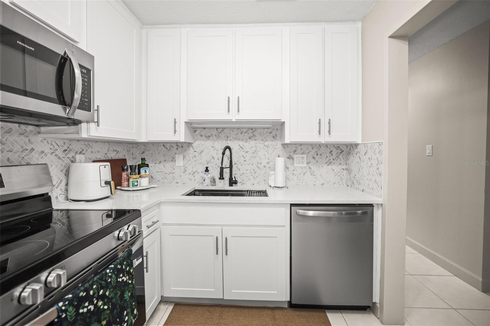 2700 BAYSHORE BLVD #2110 — photo 5