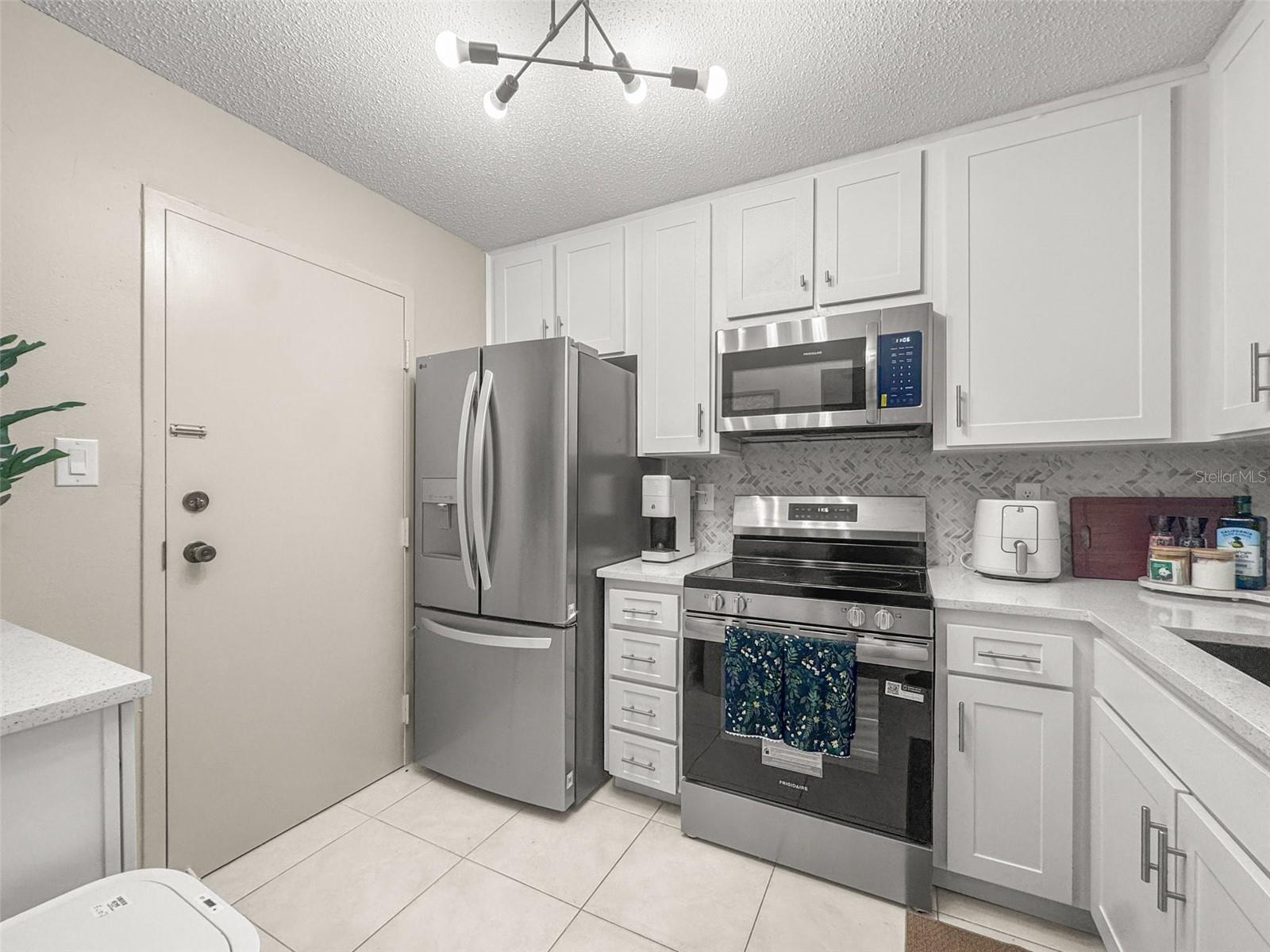 2700 BAYSHORE BLVD #2110 — photo 4