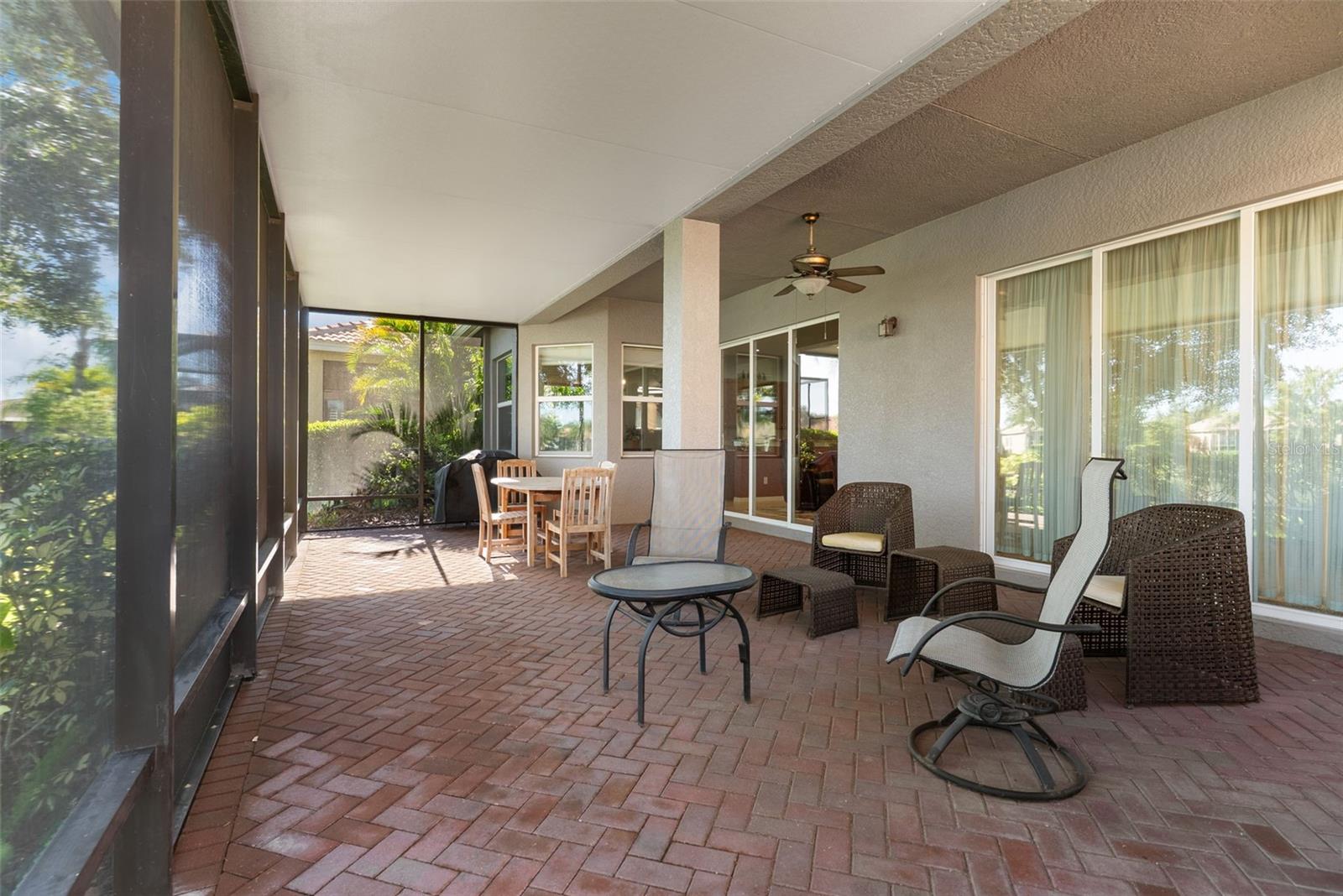 16019 GOLDEN LAKES DR — photo 28