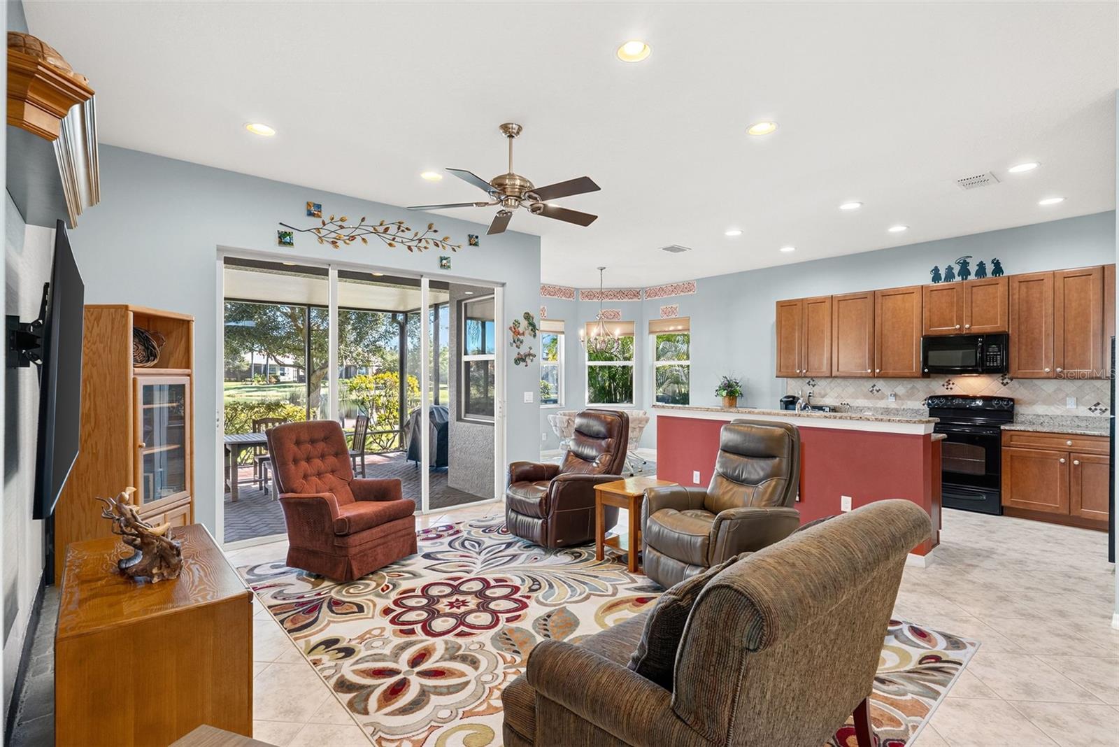 16019 GOLDEN LAKES DR — photo 6