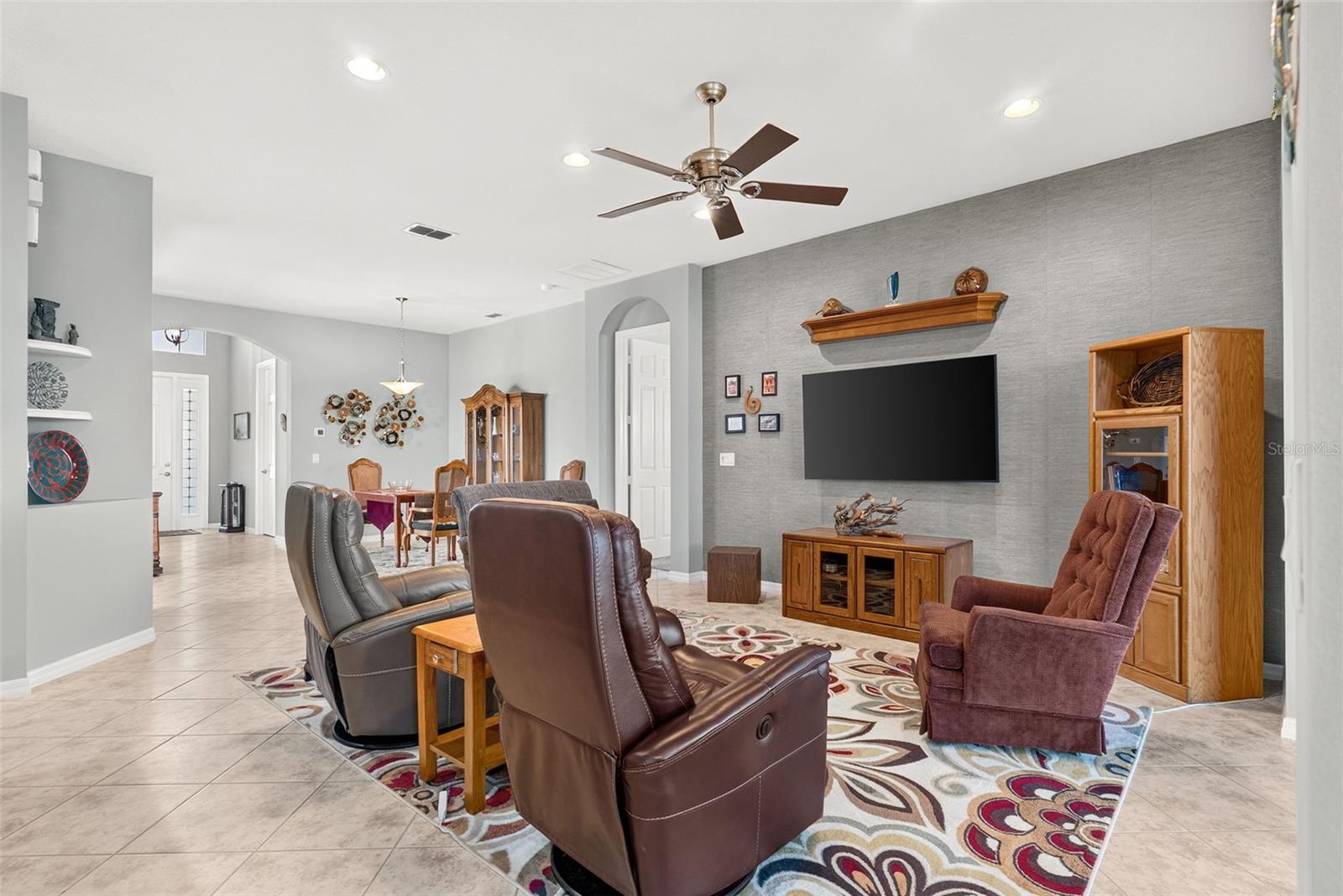 16019 GOLDEN LAKES DR — photo 8