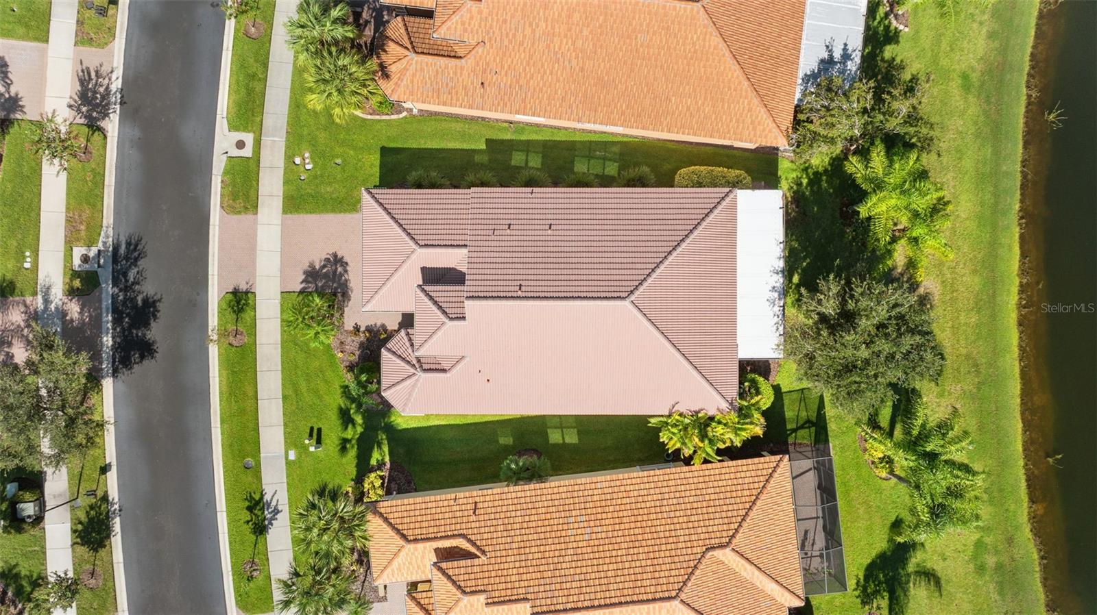 16019 GOLDEN LAKES DR — photo 33
