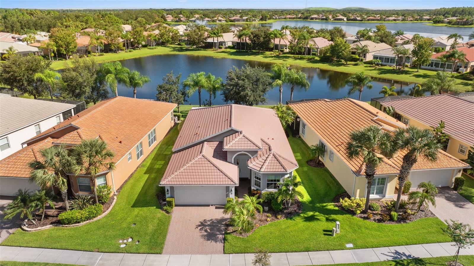16019 GOLDEN LAKES DR — photo 32