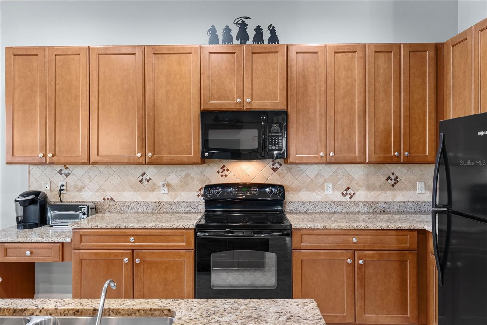 16019 GOLDEN LAKES DR — photo 12