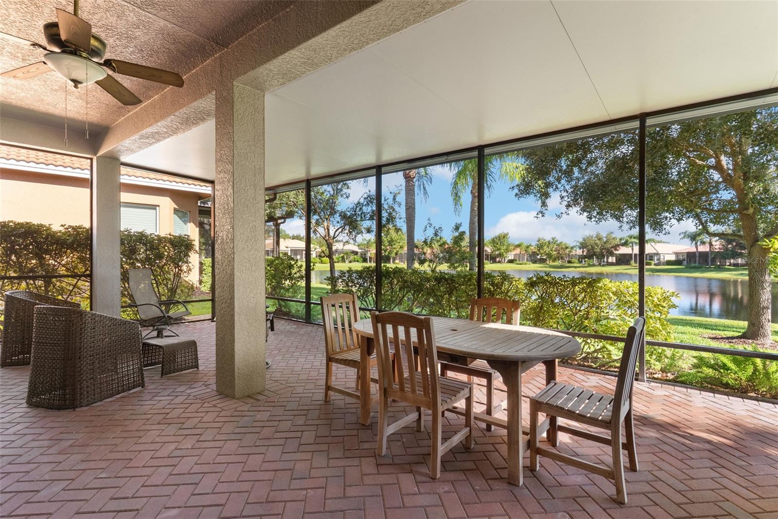 16019 GOLDEN LAKES DR — photo 29