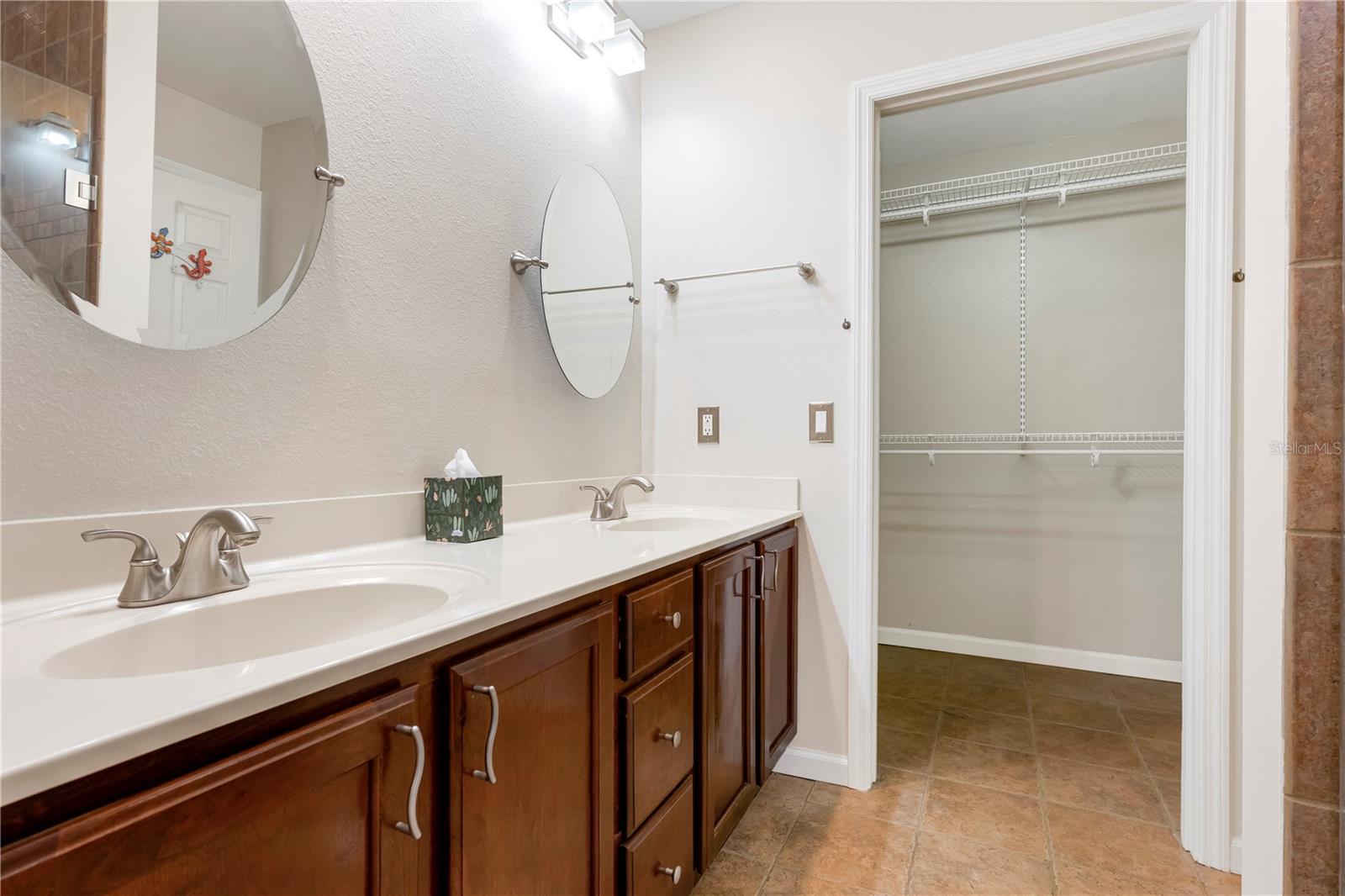 515 LEFFINGWELL AVE #112 — photo 39