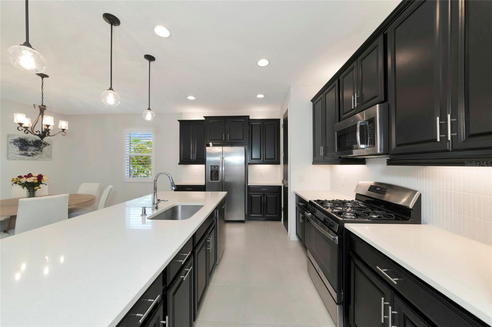 12105 GOLDENROD AVE — photo 16