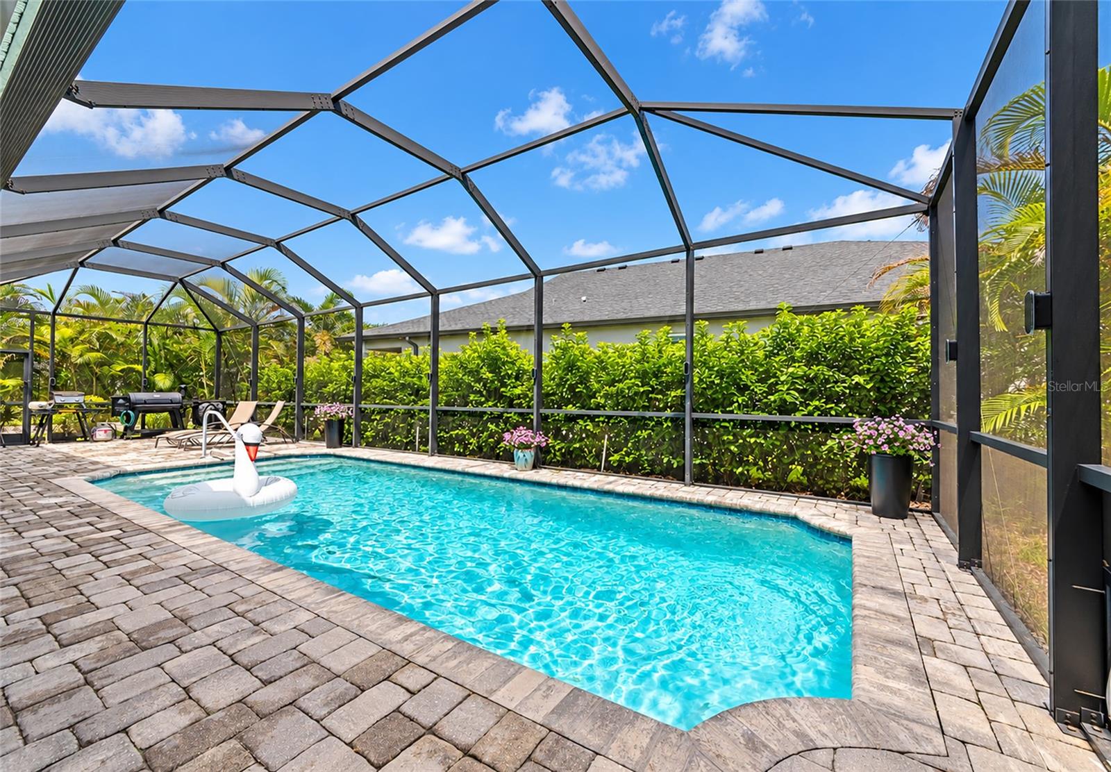 12105 GOLDENROD AVE — photo 41
