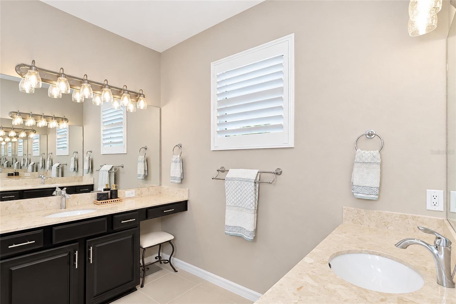 12105 GOLDENROD AVE — photo 21
