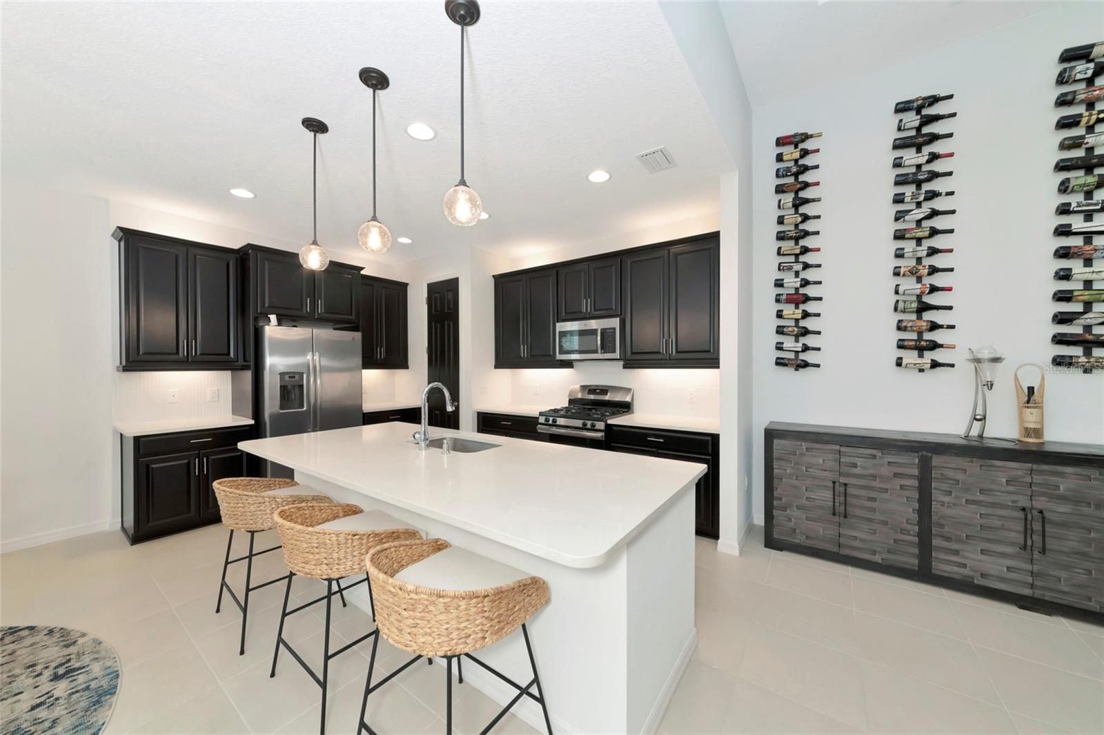 12105 GOLDENROD AVE — photo 14