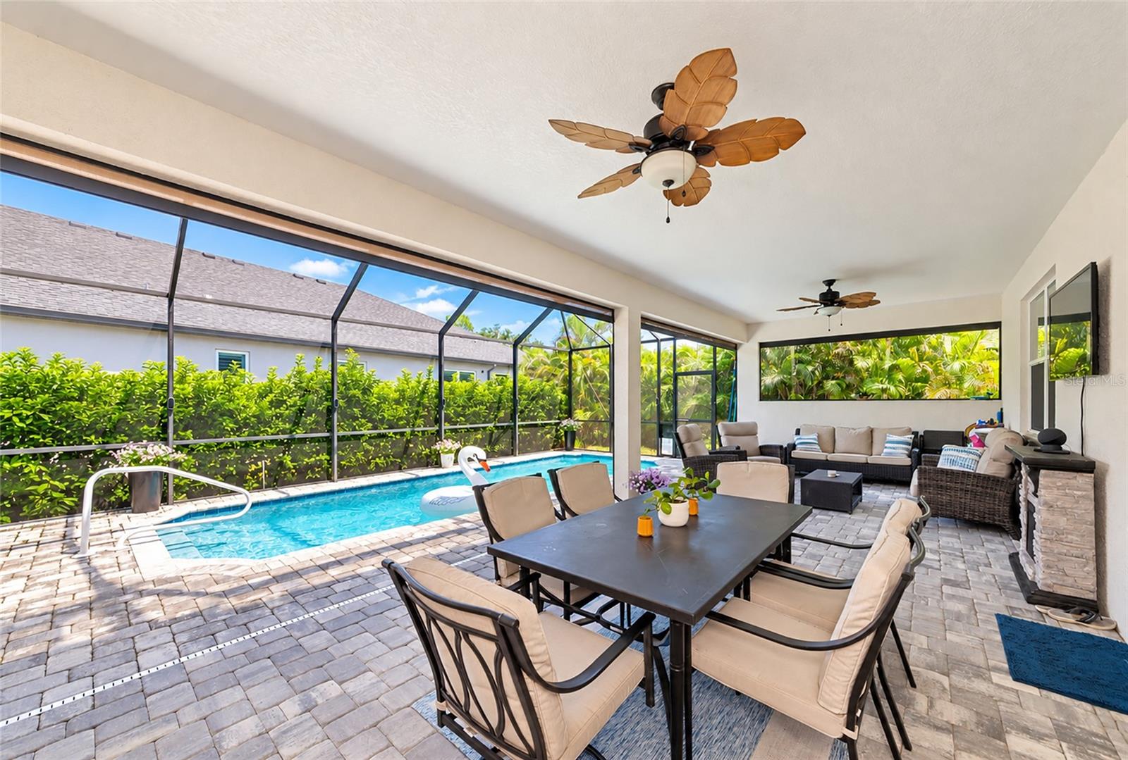 12105 GOLDENROD AVE — photo 39