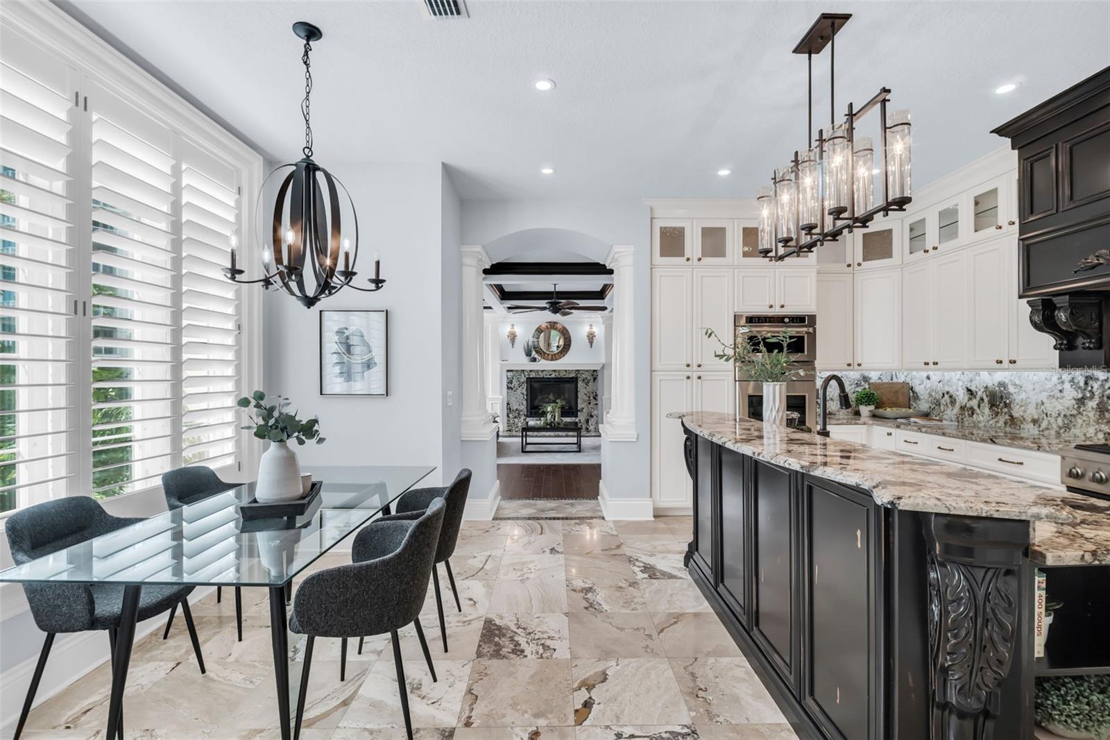 500 BEACH DR NE — photo 12