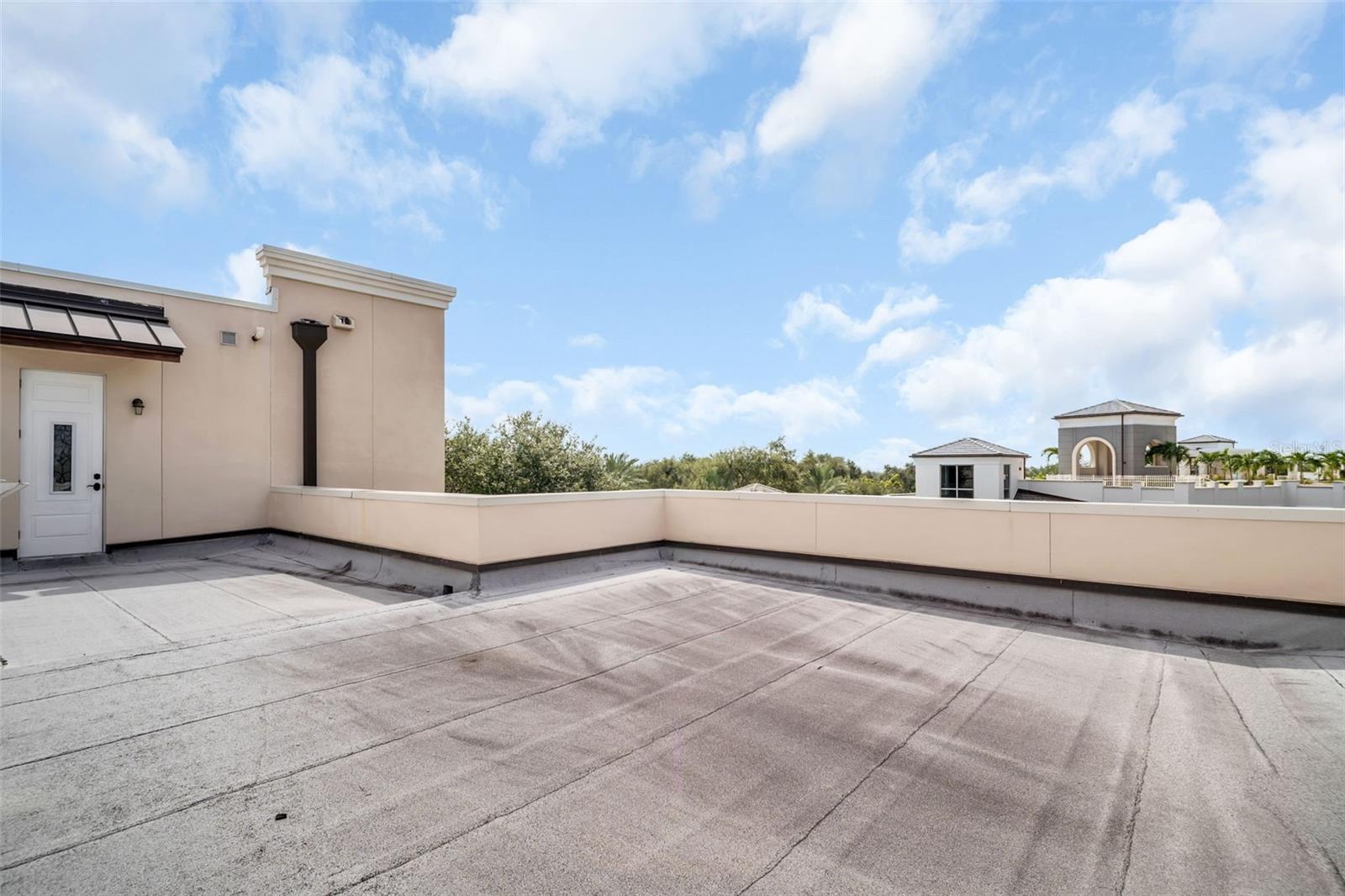 500 BEACH DR NE — photo 57