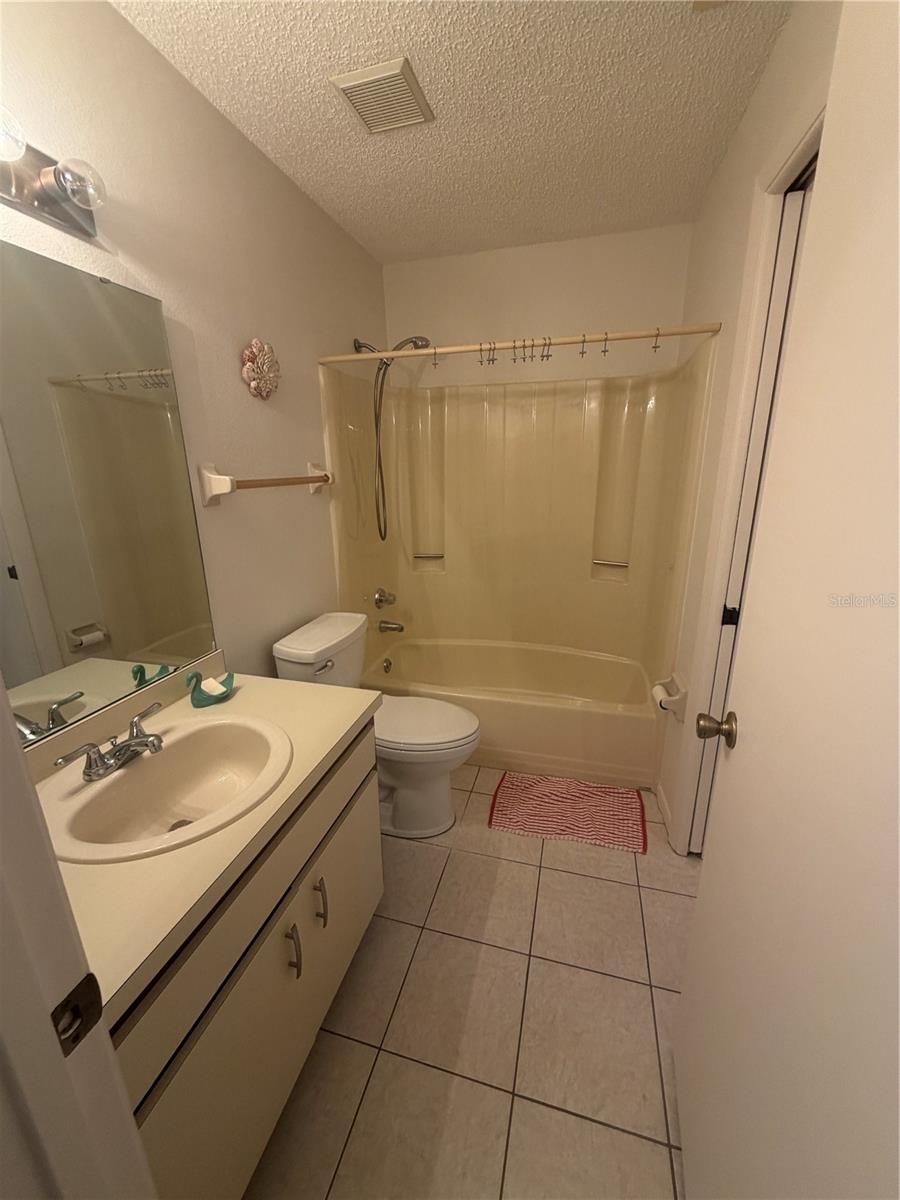 929 CAPRI ISLES BLVD #22 — photo 29