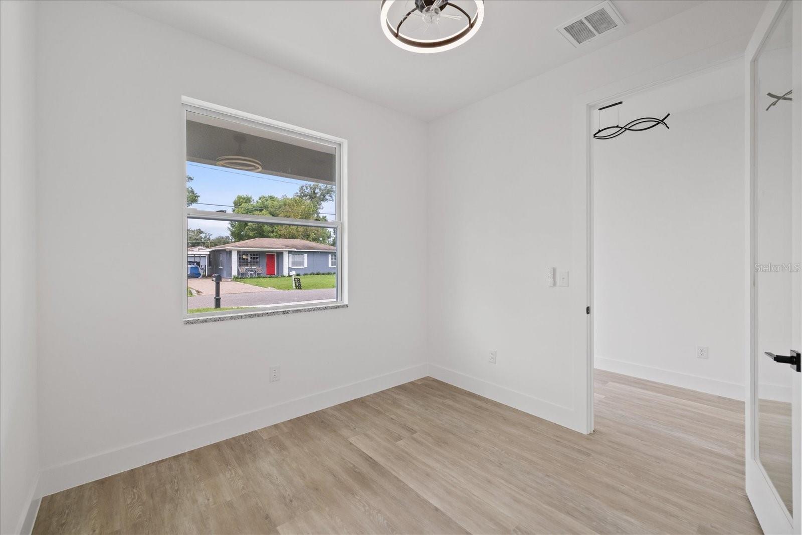 1307 W PATTERSON ST — photo 6