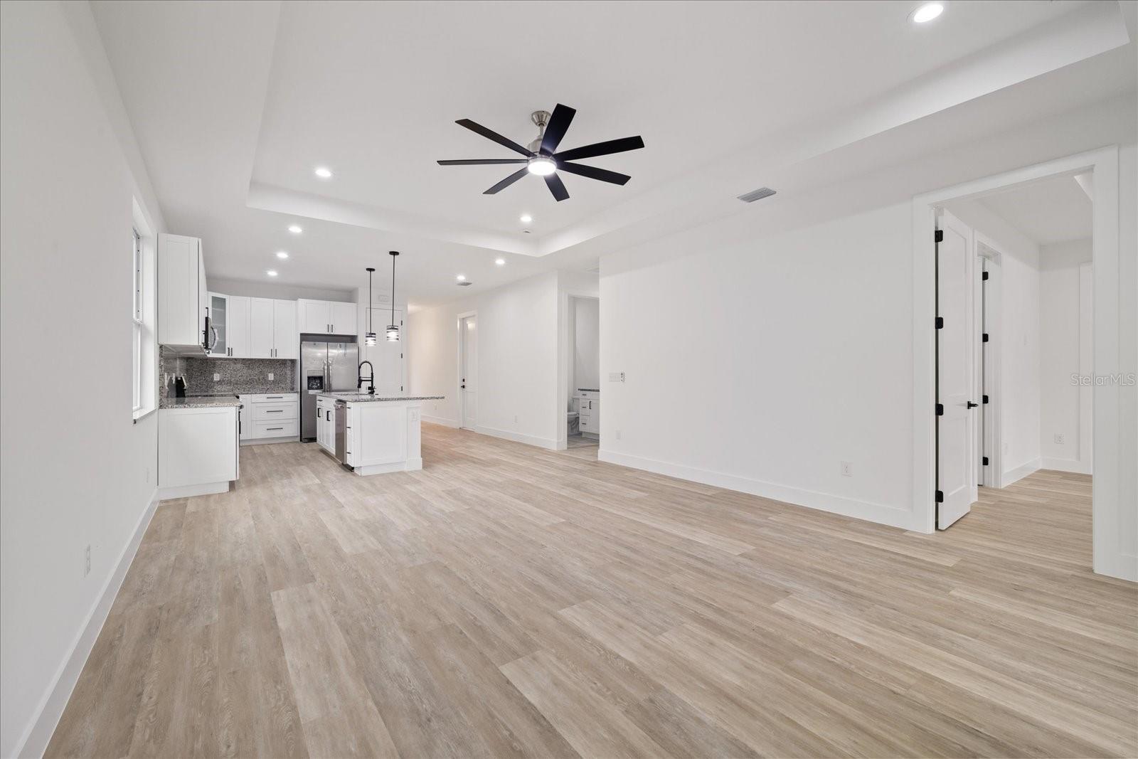 1307 W PATTERSON ST — photo 17