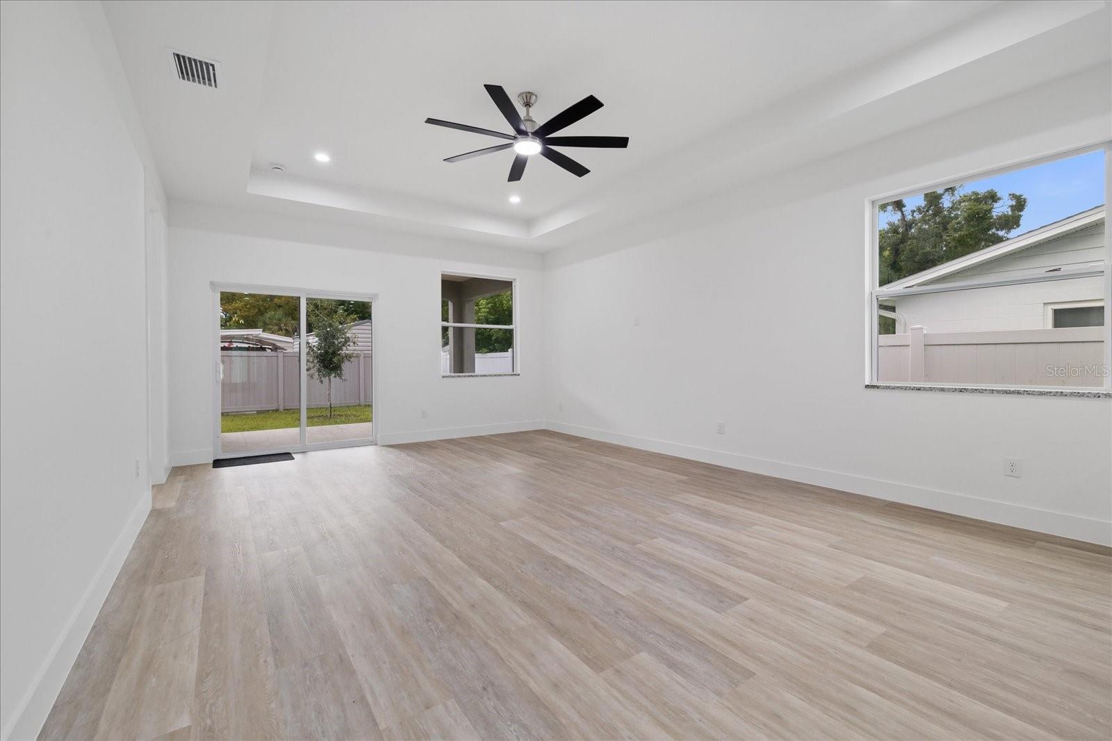 1307 W PATTERSON ST — photo 15