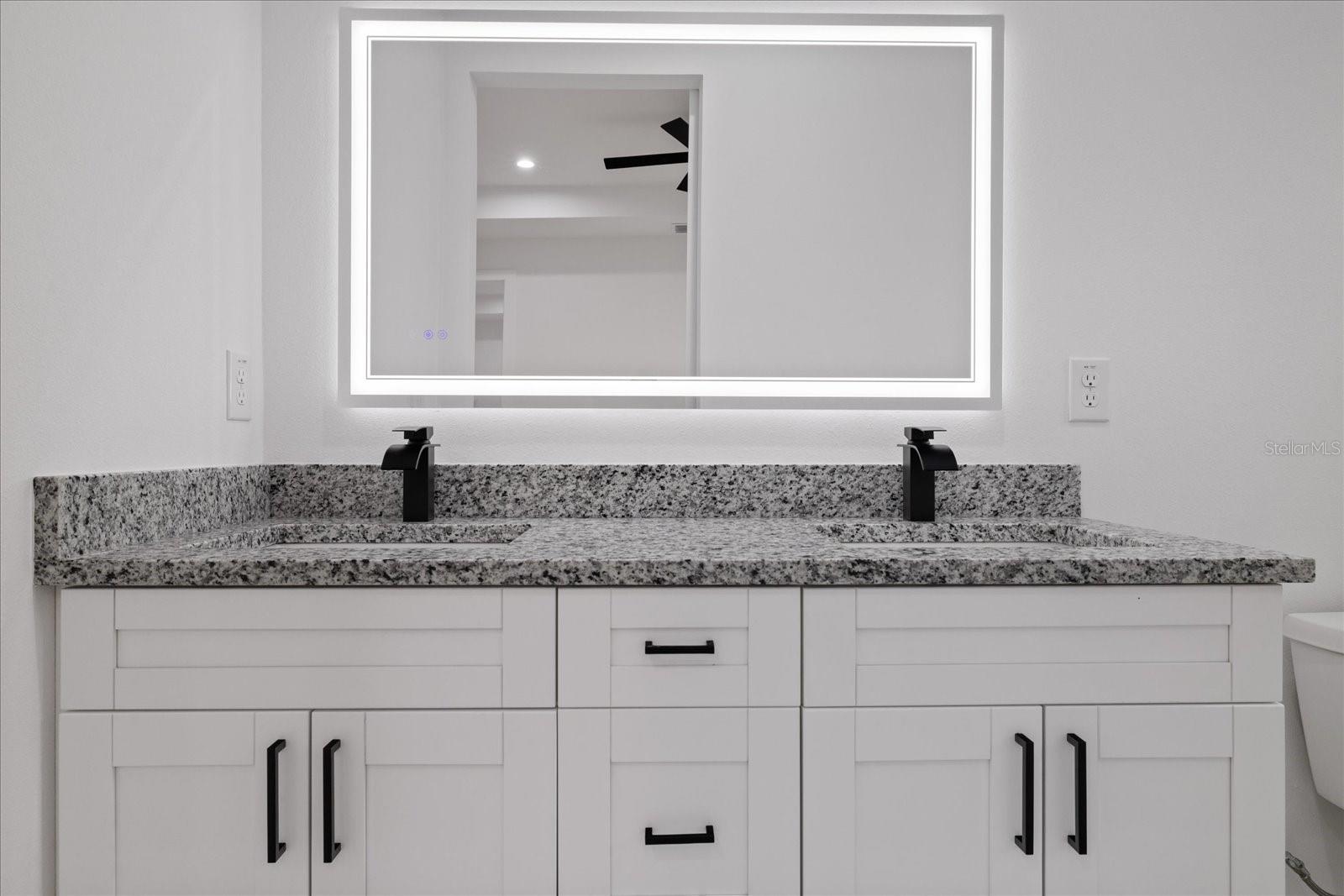 1307 W PATTERSON ST — photo 32