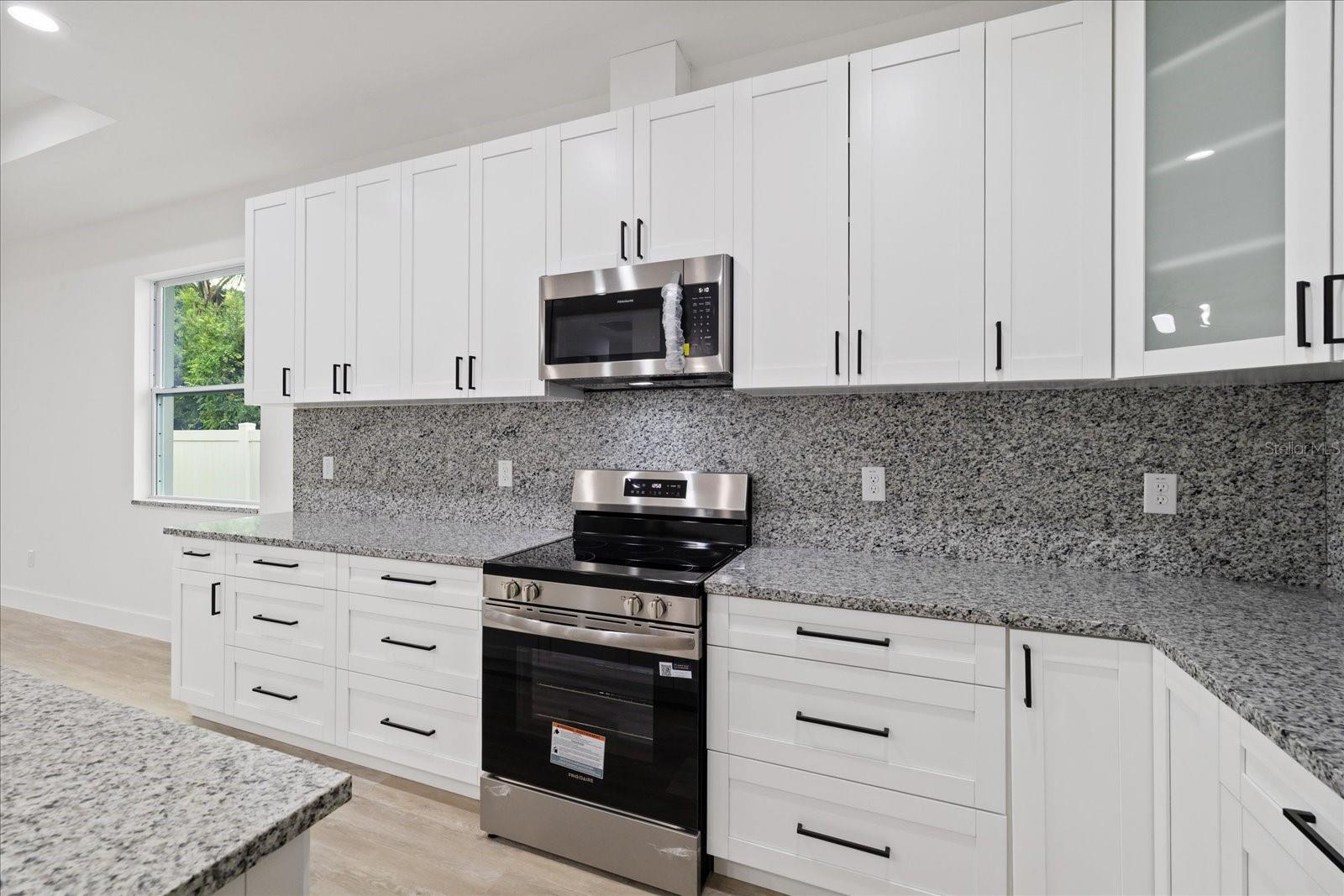1307 W PATTERSON ST — photo 12
