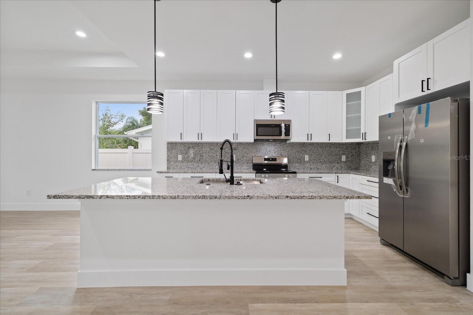 1307 W PATTERSON ST — photo 14