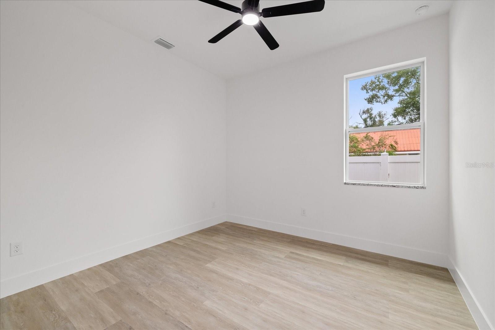 1307 W PATTERSON ST — photo 24