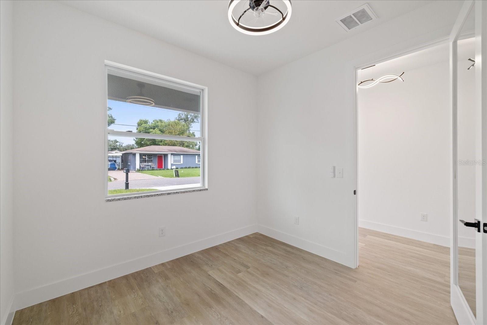1307 W PATTERSON ST — photo 8