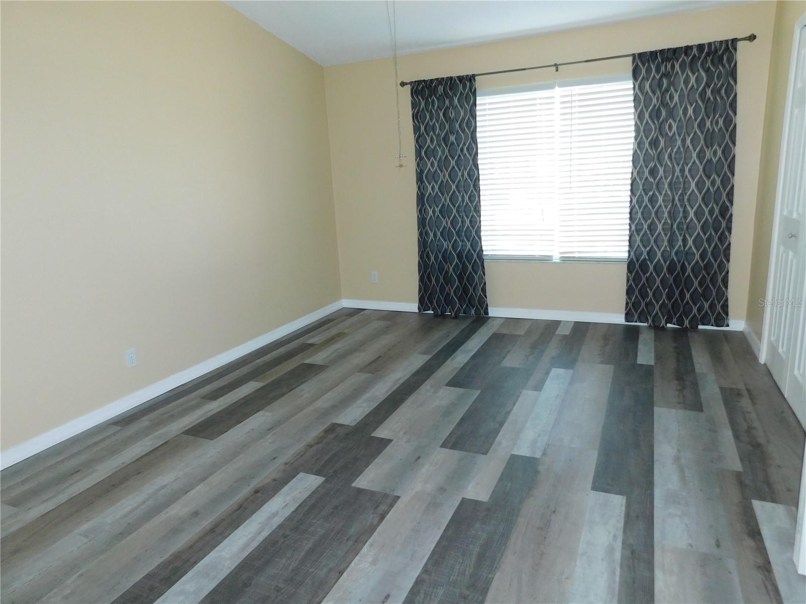 262 COUNTRYSIDE KEY BLVD — photo 11