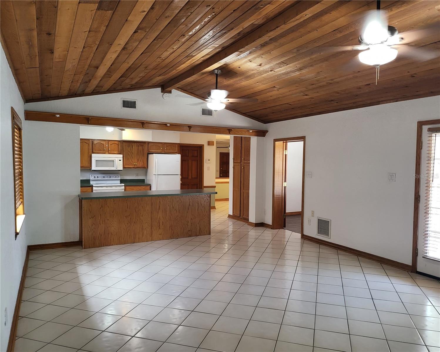 1601 SUMMERDALE DR S — photo 15