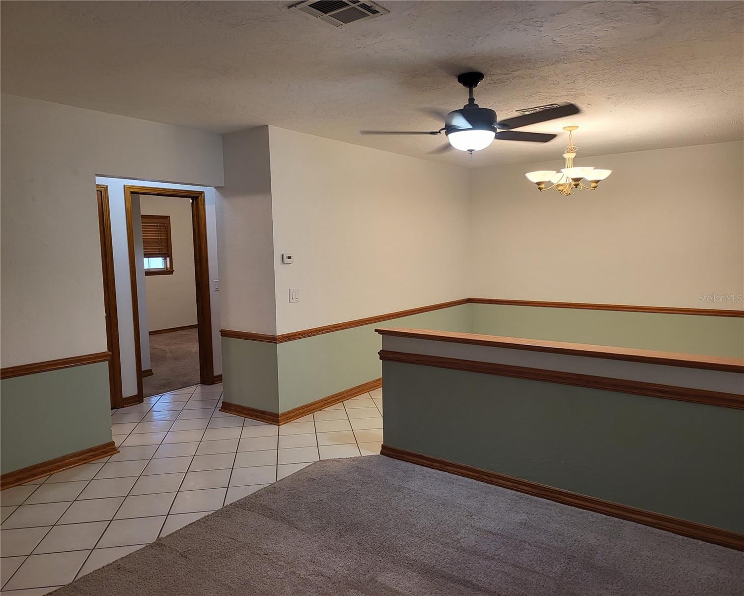 1601 SUMMERDALE DR S — photo 2