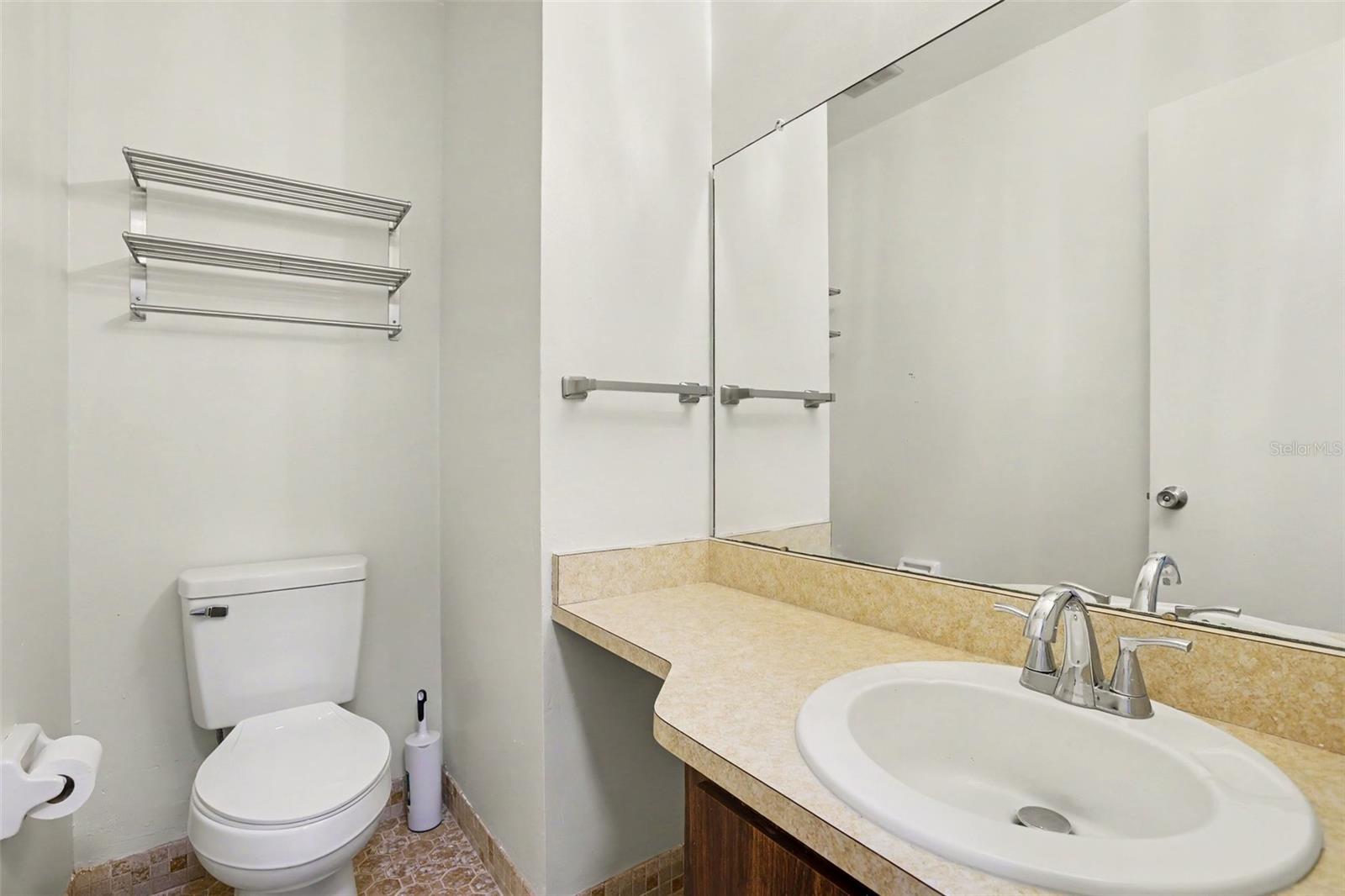 648 BUA DR — photo 12