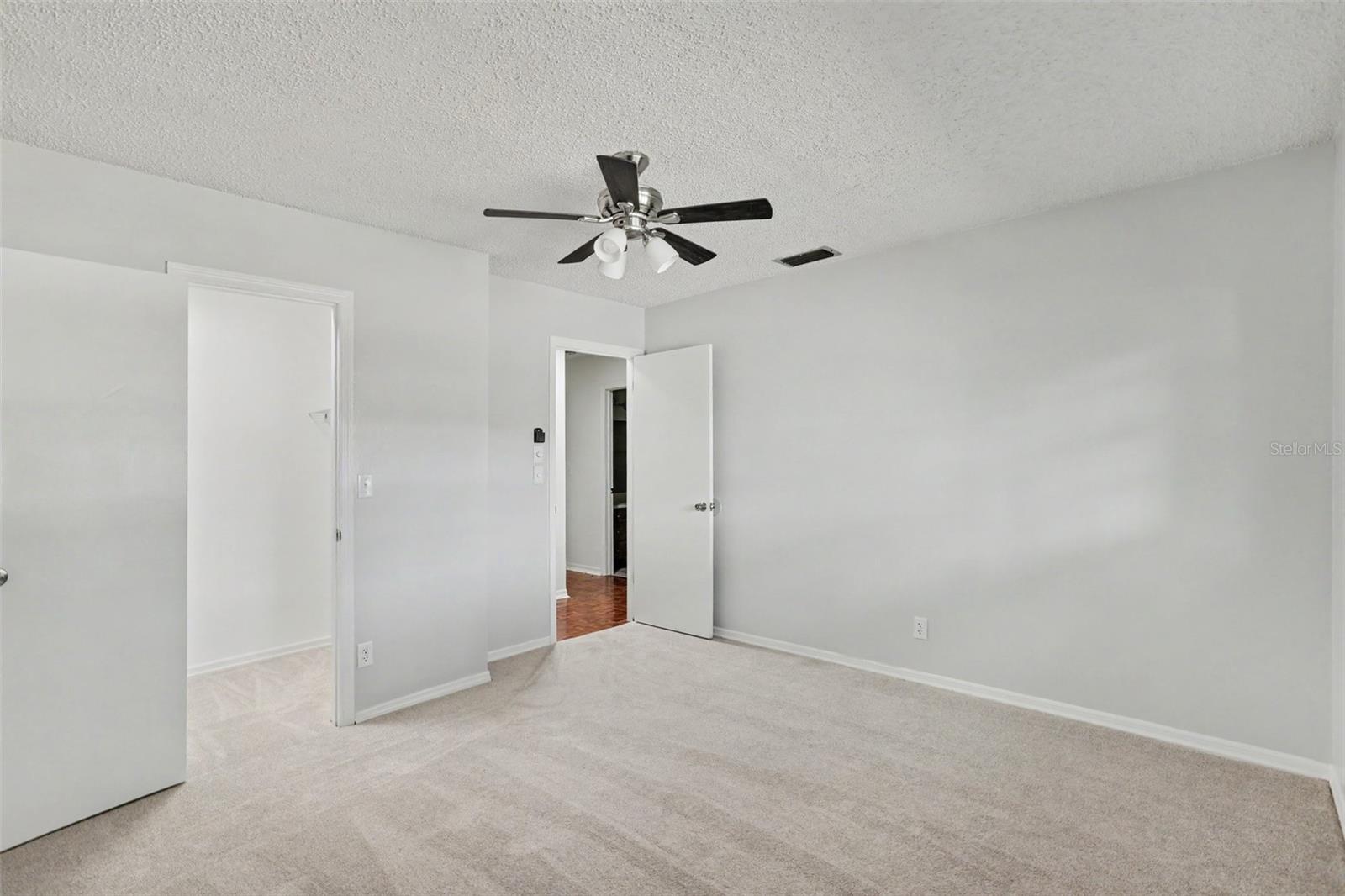 648 BUA DR — photo 22