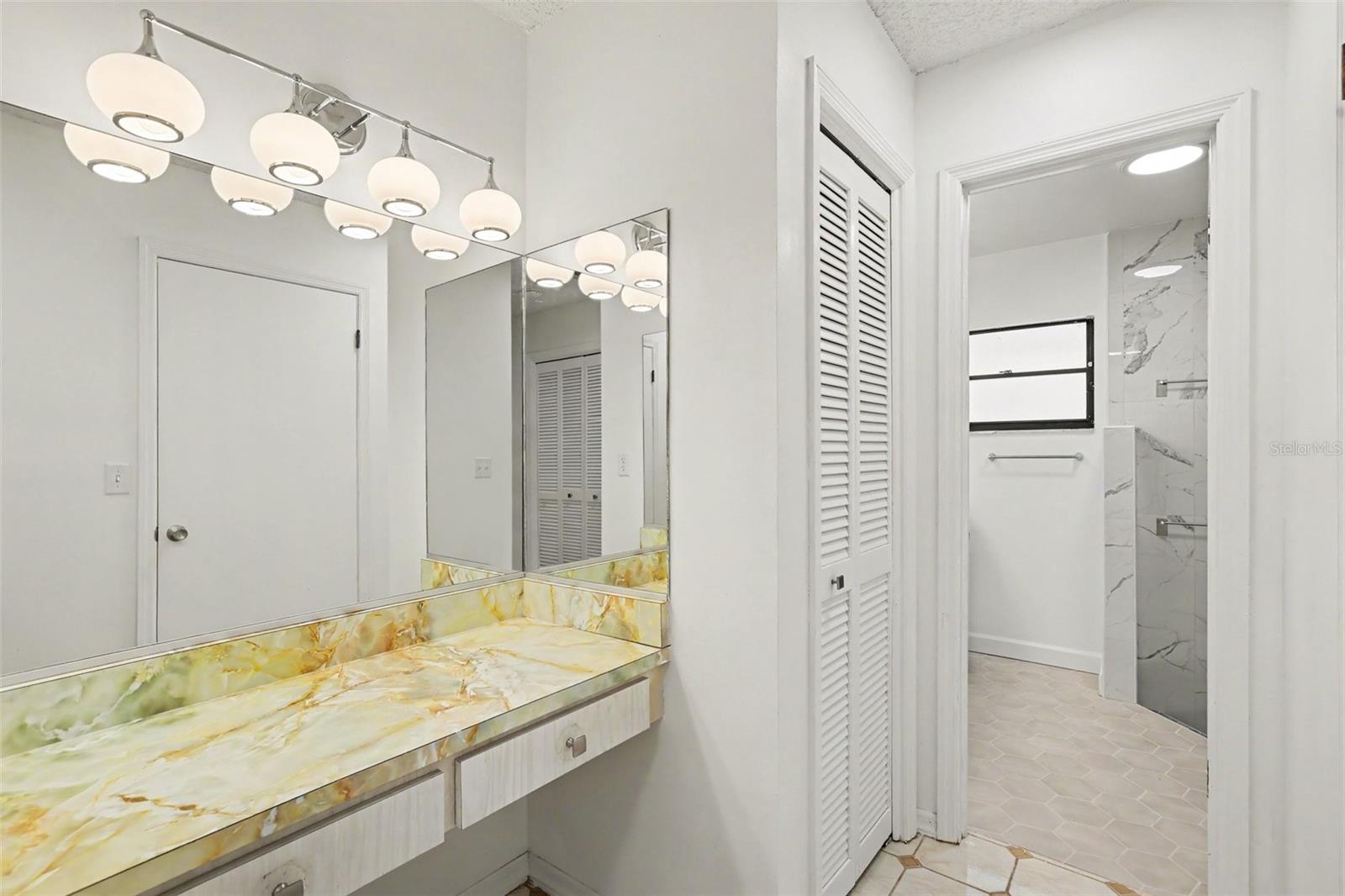 648 BUA DR — photo 23