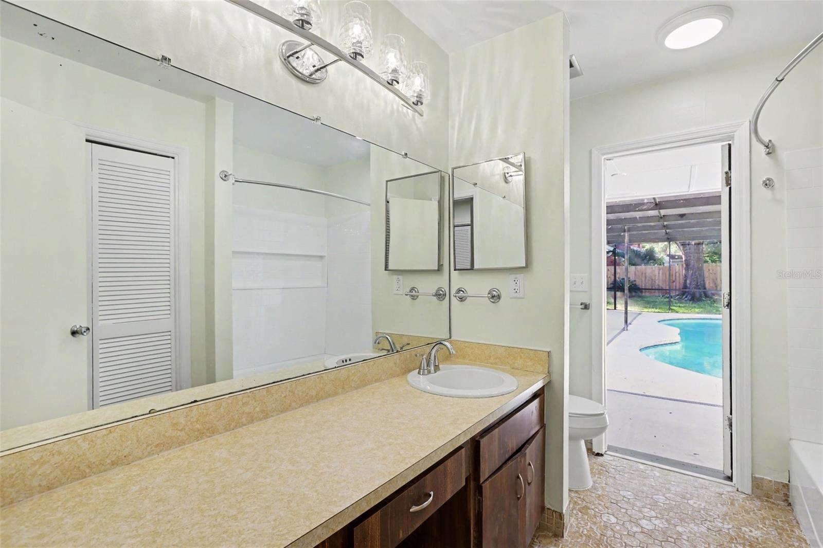 648 BUA DR — photo 18