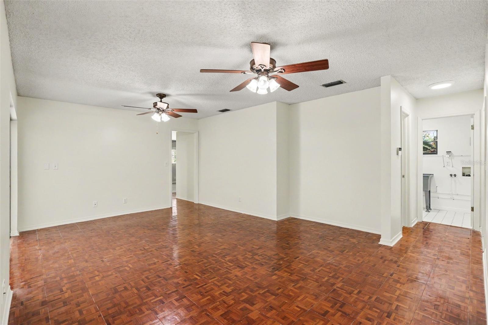648 BUA DR — photo 8