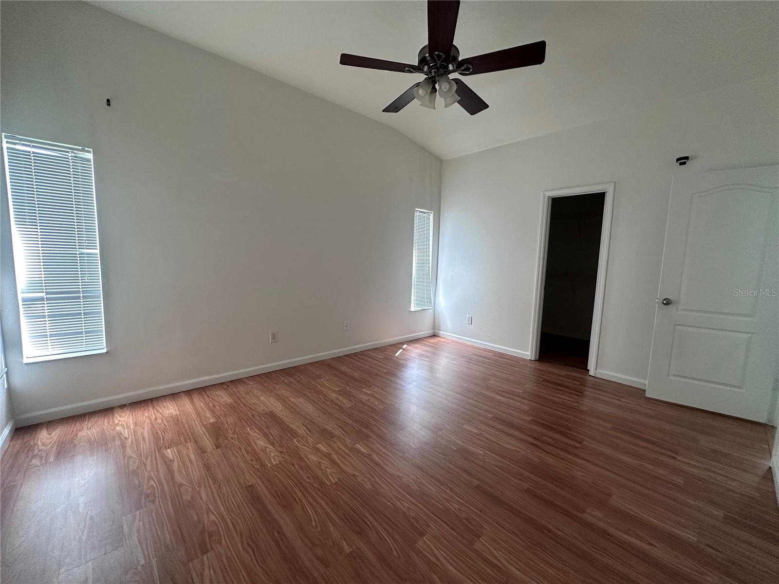 11551 MISTY ISLE LN — photo 16
