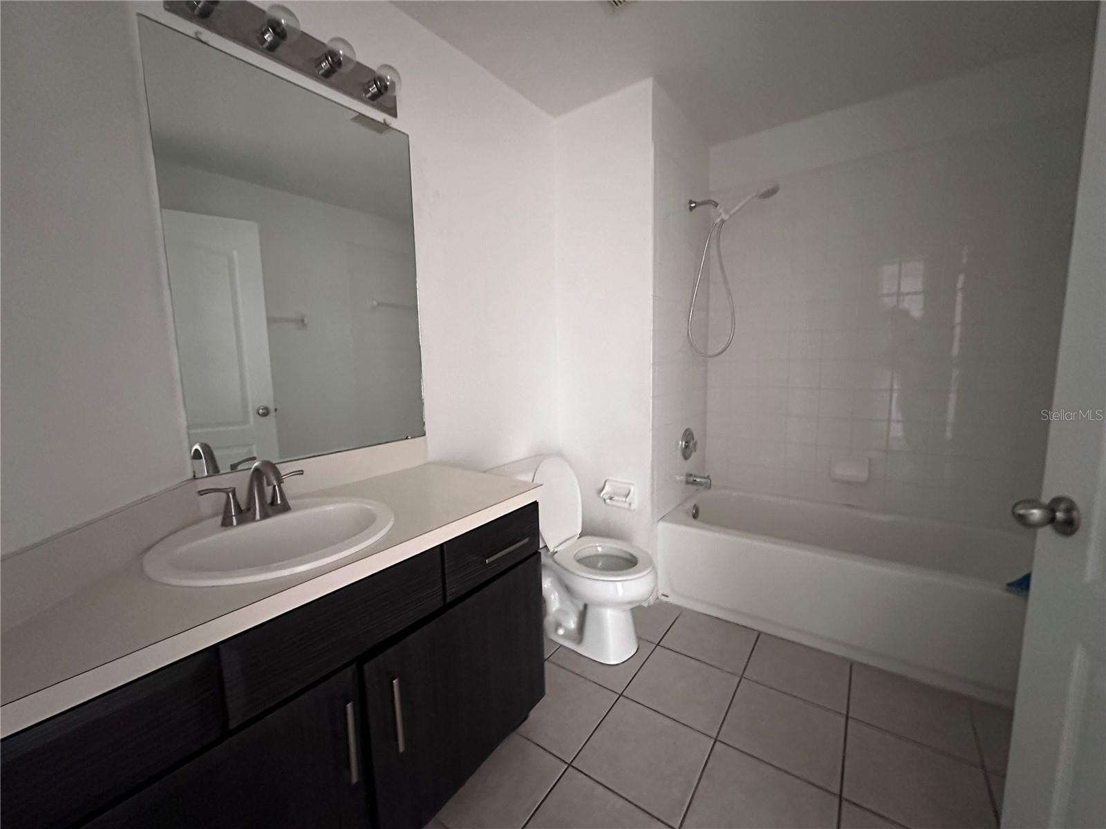 11551 MISTY ISLE LN — photo 26