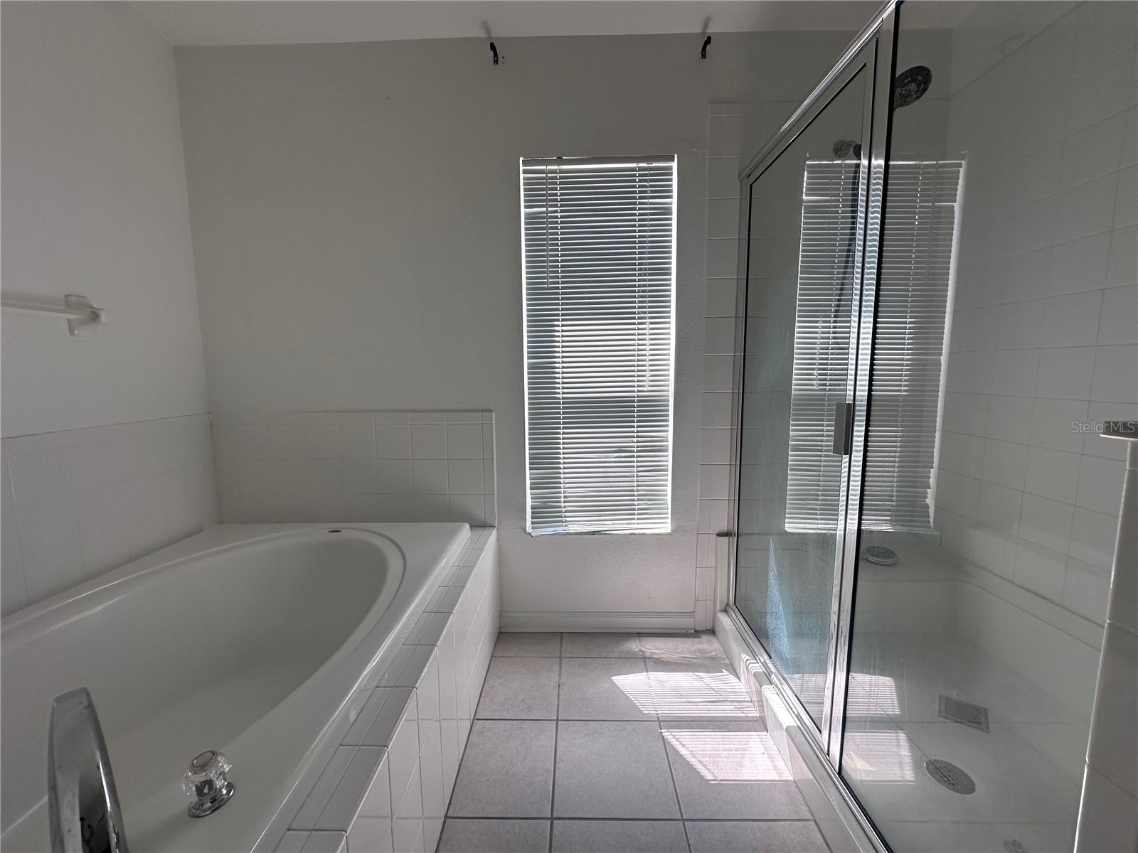 11551 MISTY ISLE LN — photo 22
